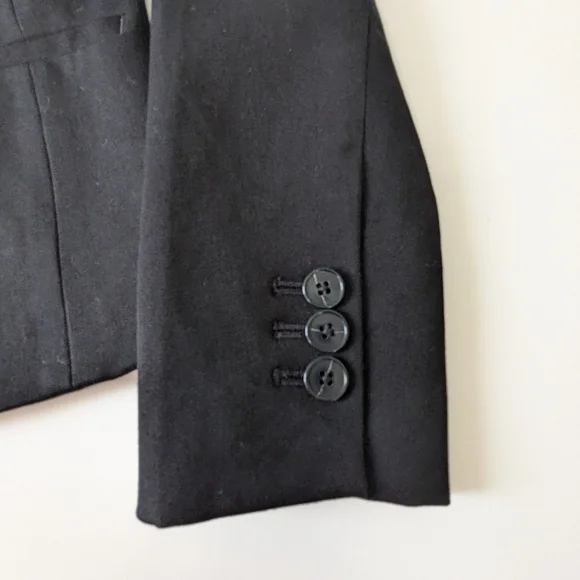 ⭐Black Banana Republic Suit Jacket Blazer Size 4 Classic Fit⭐ - Picture 5 of 9